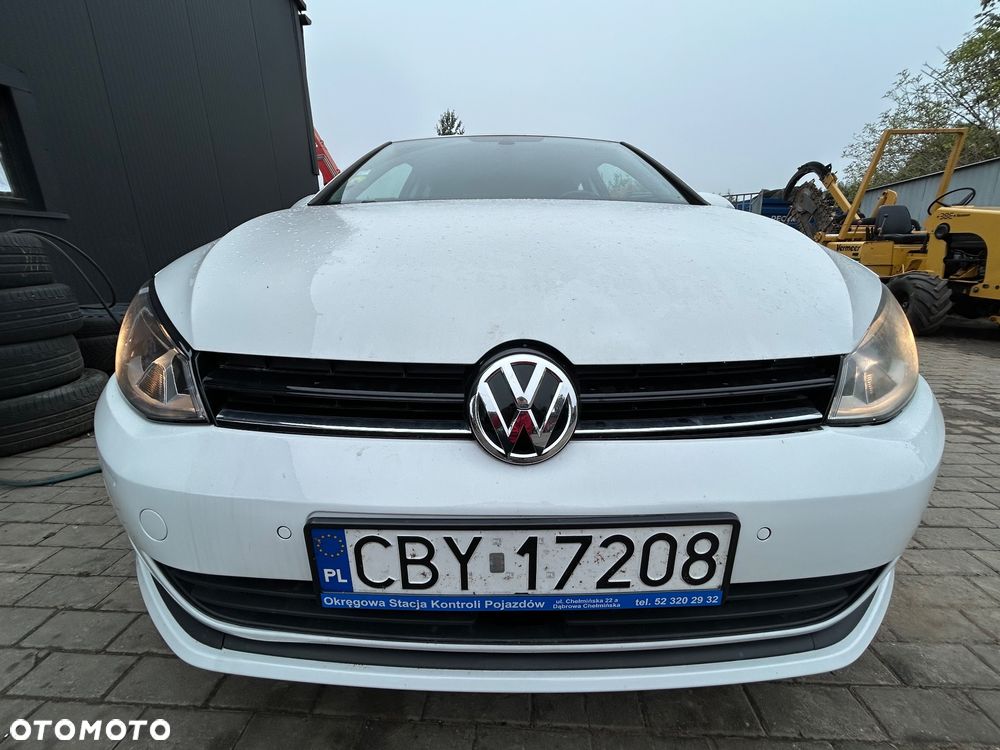 Volkswagen Golf 1.6 TDI DPF BlueMotion - 13
