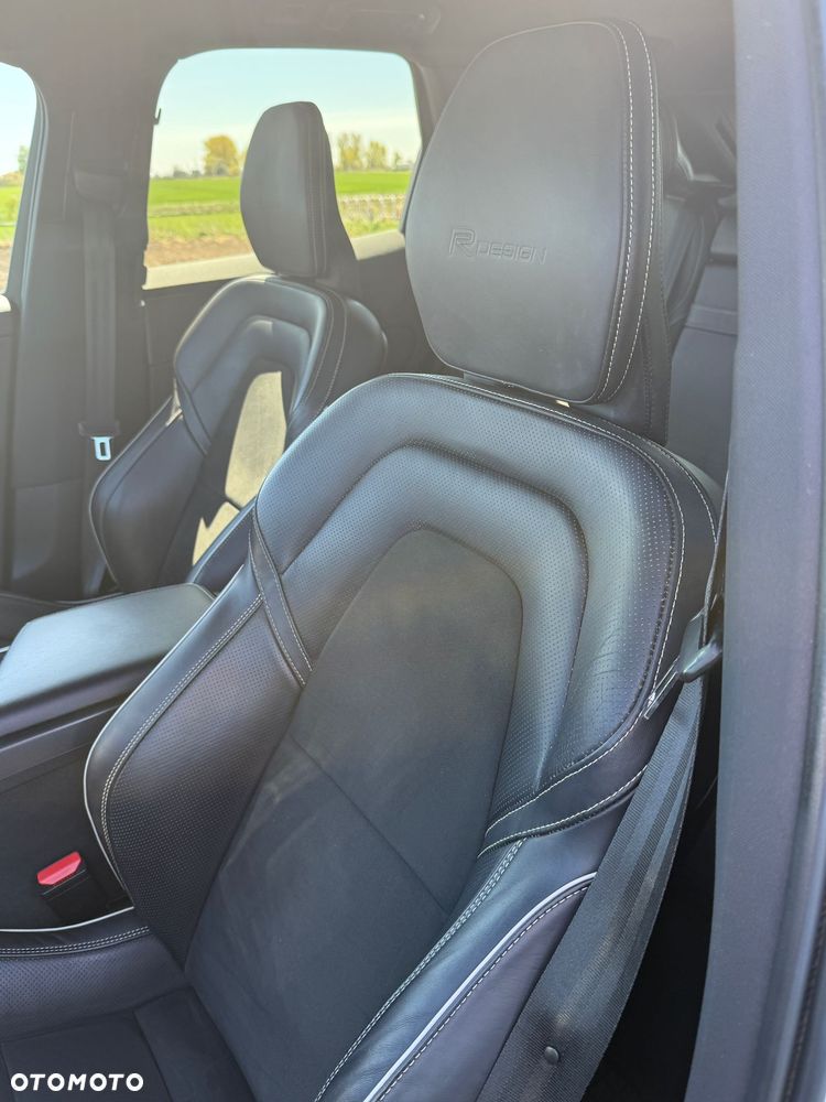 Volvo XC 60 D4 R-Design - 8