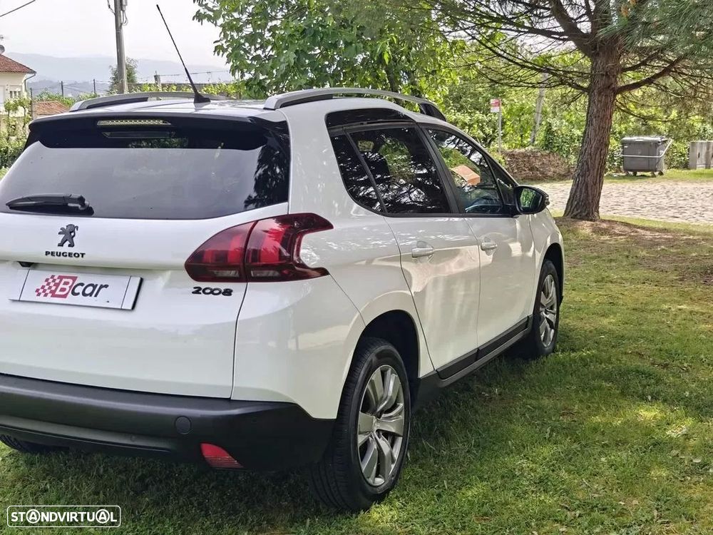 Peugeot 2008 1.2 PureTech Style — fotografia 12