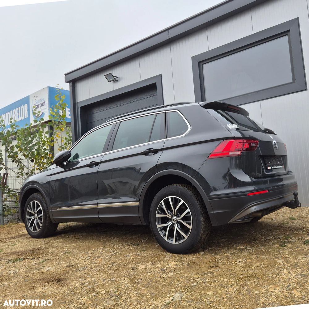 Volkswagen Tiguan 2.0 TDI SCR 4MOTION DSG Comfortline - 10