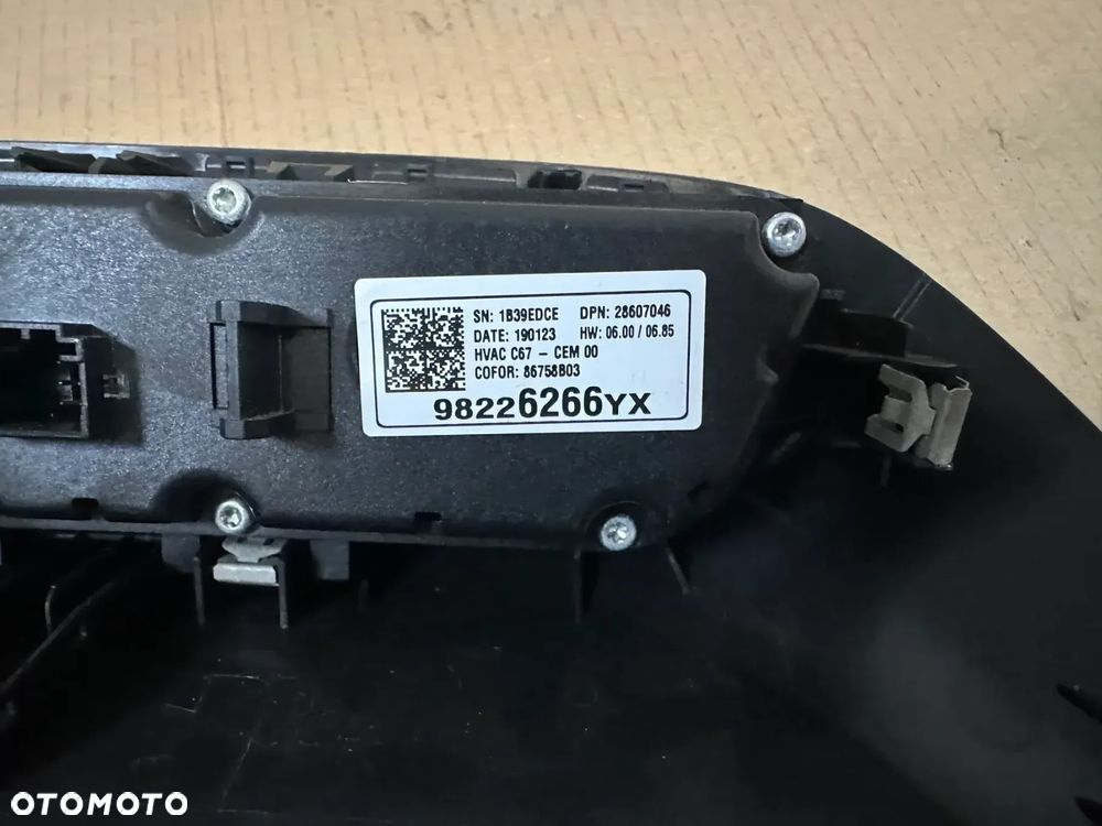 OPEL CROSSLAND X PANEL NAWIEWU OBUDOWA EUROPA 98226266 39149574 - 2