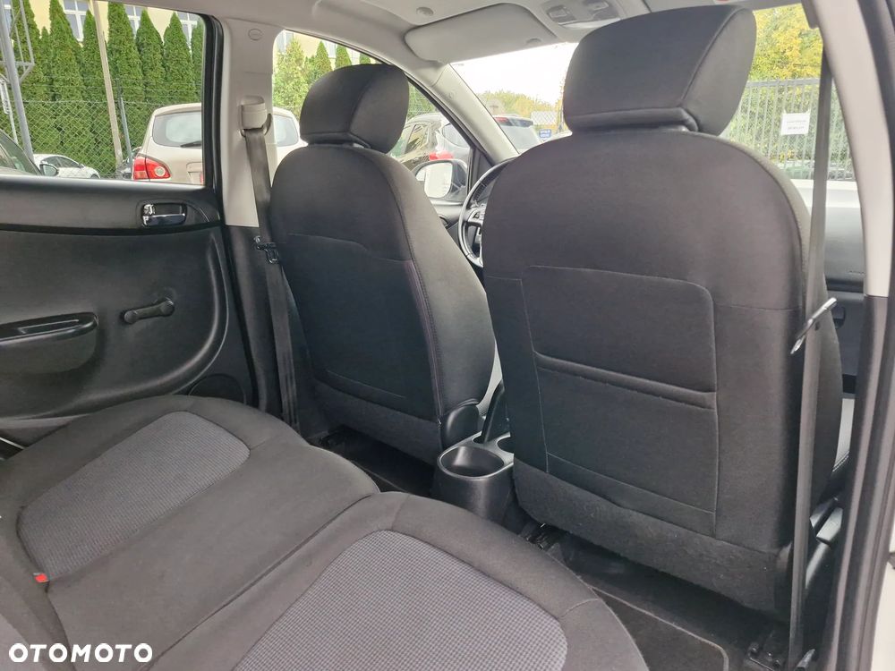 Hyundai i20 - 21