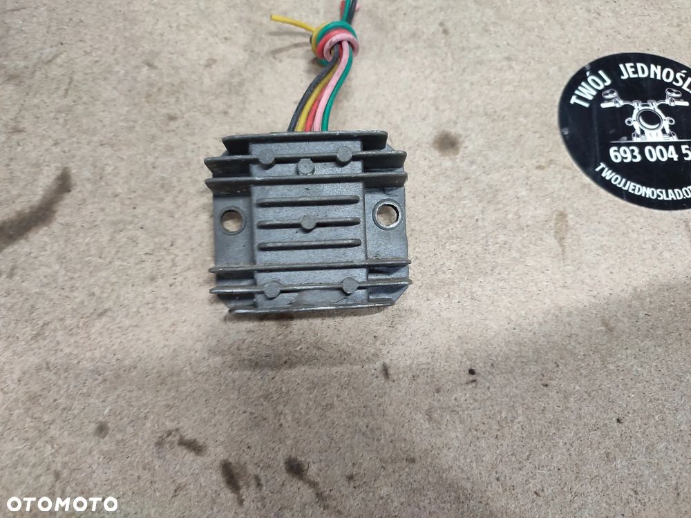 Regulator napięcia Kymco 125 - 1
