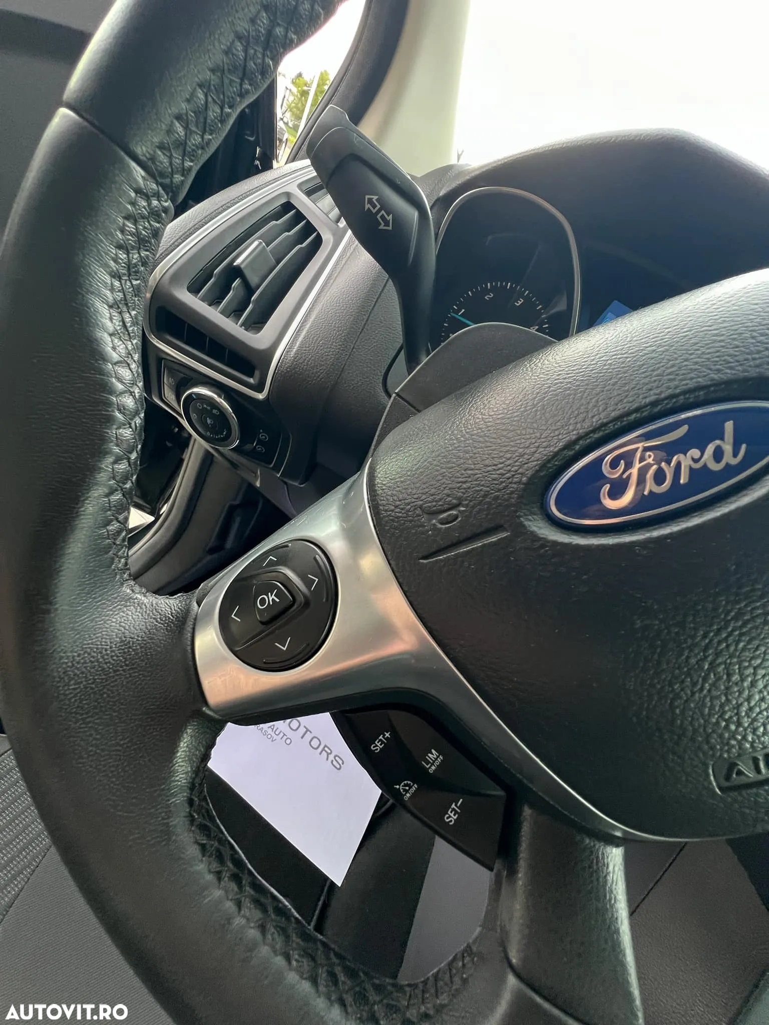 Ford Focus 1.6 TDCI DPF Titanium - 19