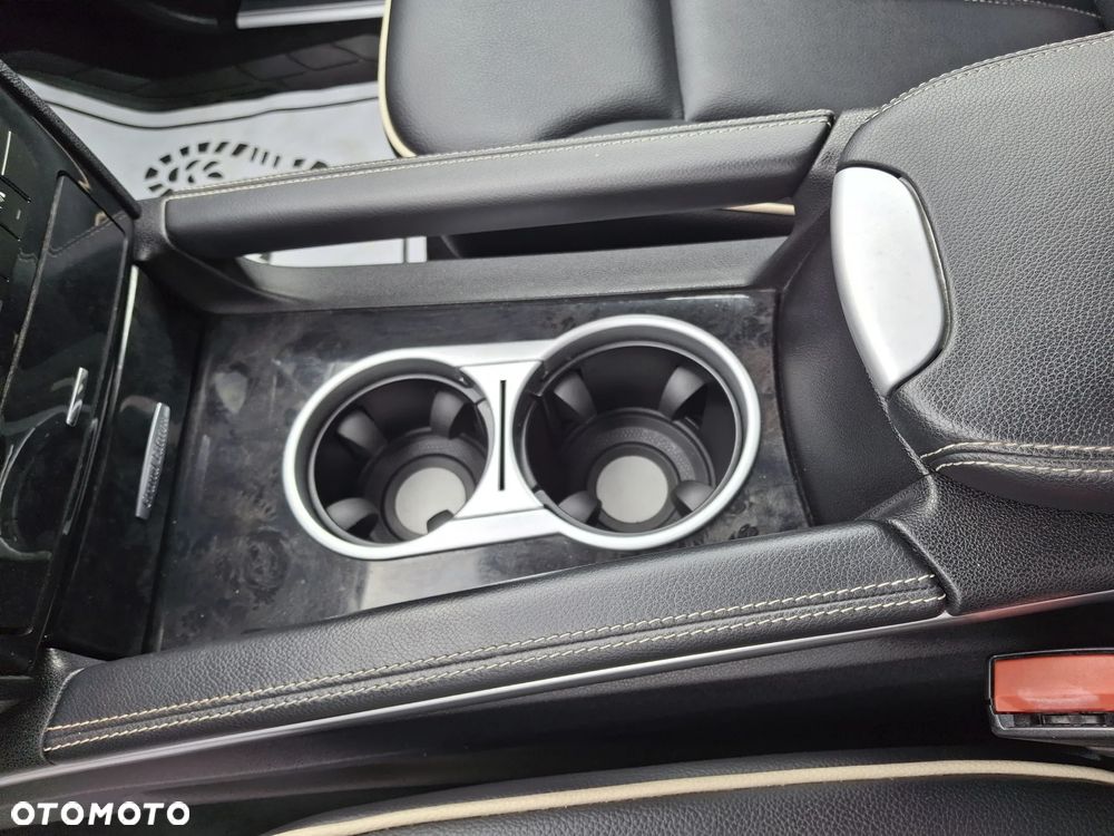 Mercedes-Benz ML - 21