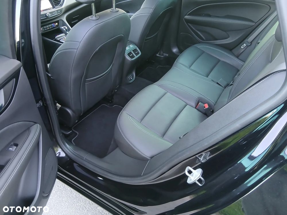 Opel Insignia 2.0 BiTurbo D 4x4 Automatik Ultimate Exclusive - 10