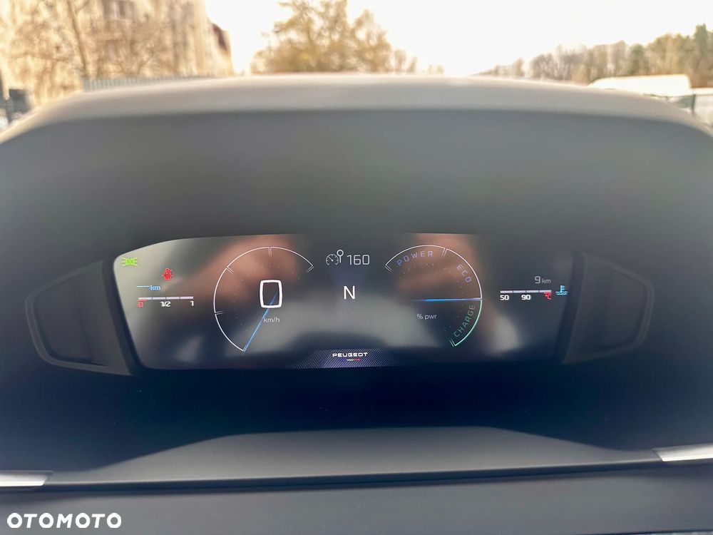 Peugeot 2008 PureTech mHEV Allure e-DCS6 - 5