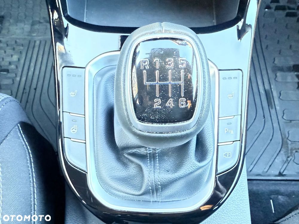 Hyundai i30 1.5 DPI Pure - 12