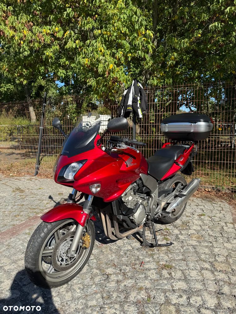 Honda CBF - 2