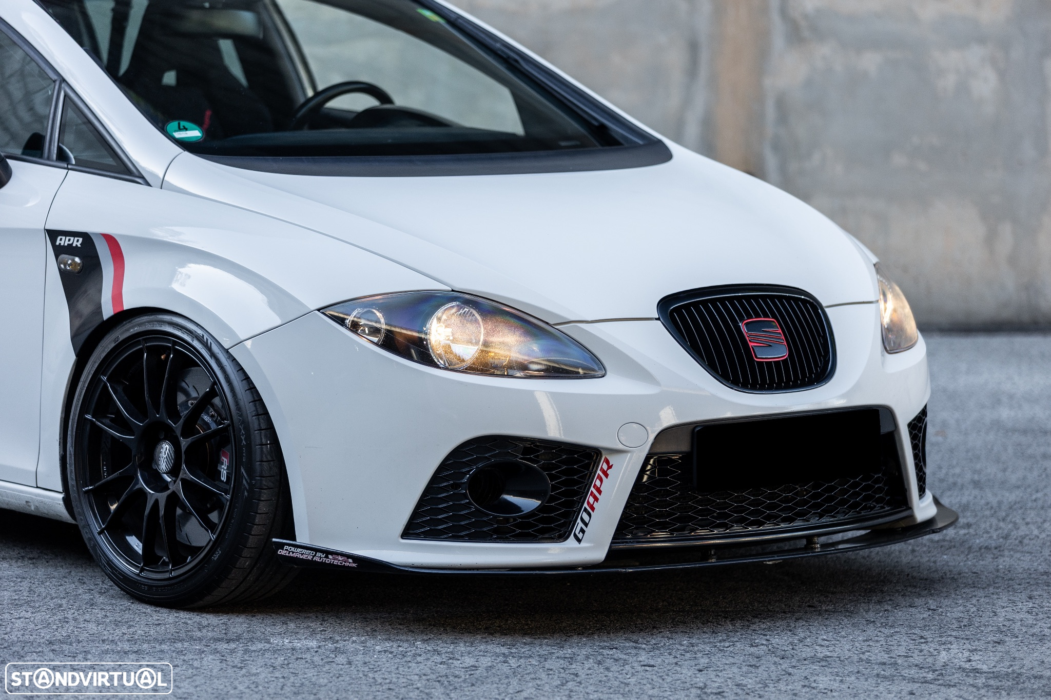 SEAT Leon 2.0 TSI Cupra - 8