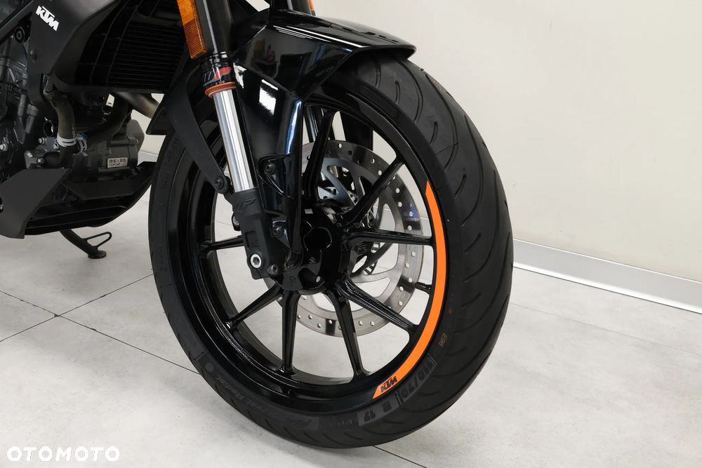 KTM Duke 125 - 30