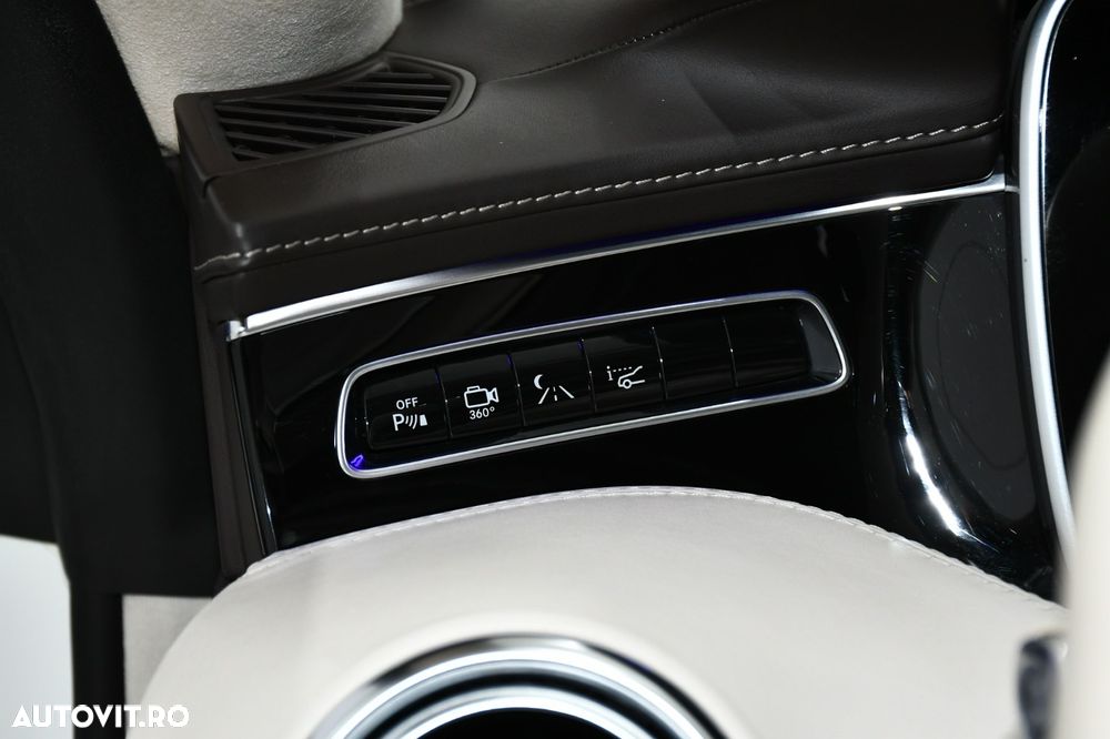Mercedes-Benz S 500 4MATIC Coupe Aut - 15