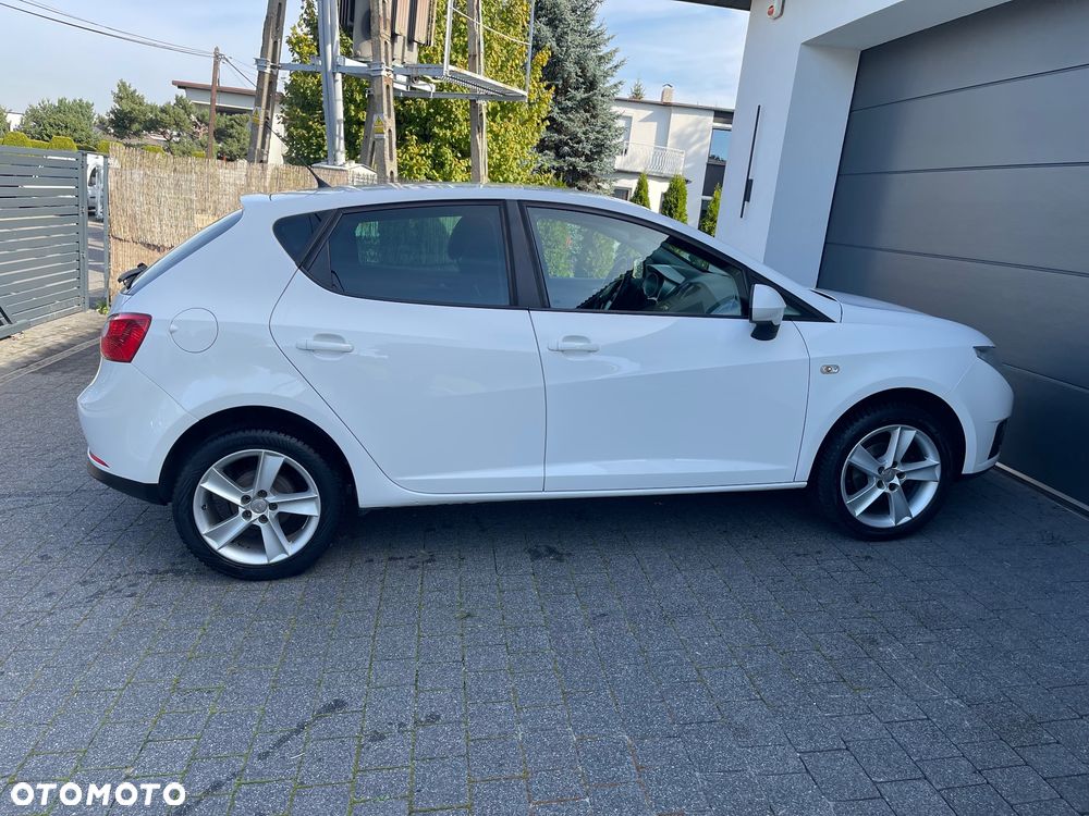 Seat Ibiza 1.4 16V Stylance - 24