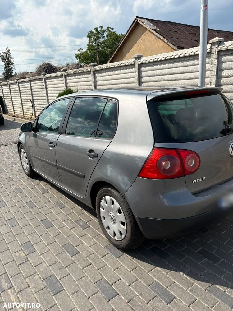 Volkswagen Golf 1.9 TDI - 8