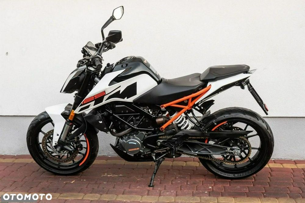 KTM Duke - 5