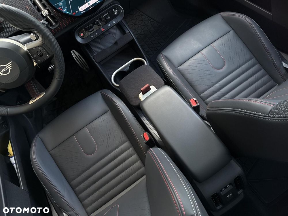 MINI John Cooper Works - 16