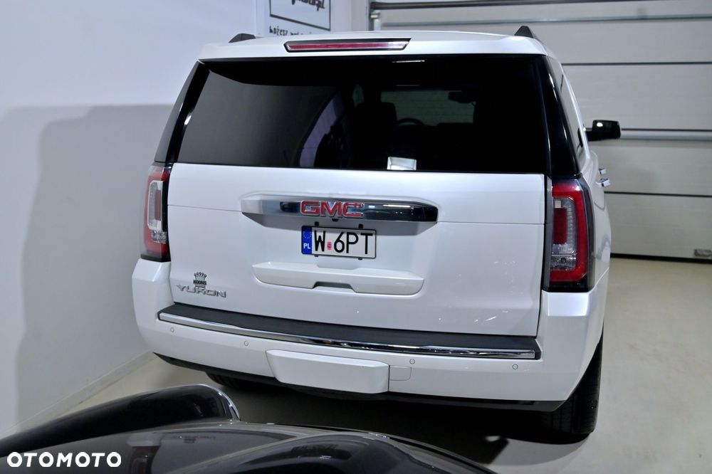 GMC Yukon - 24