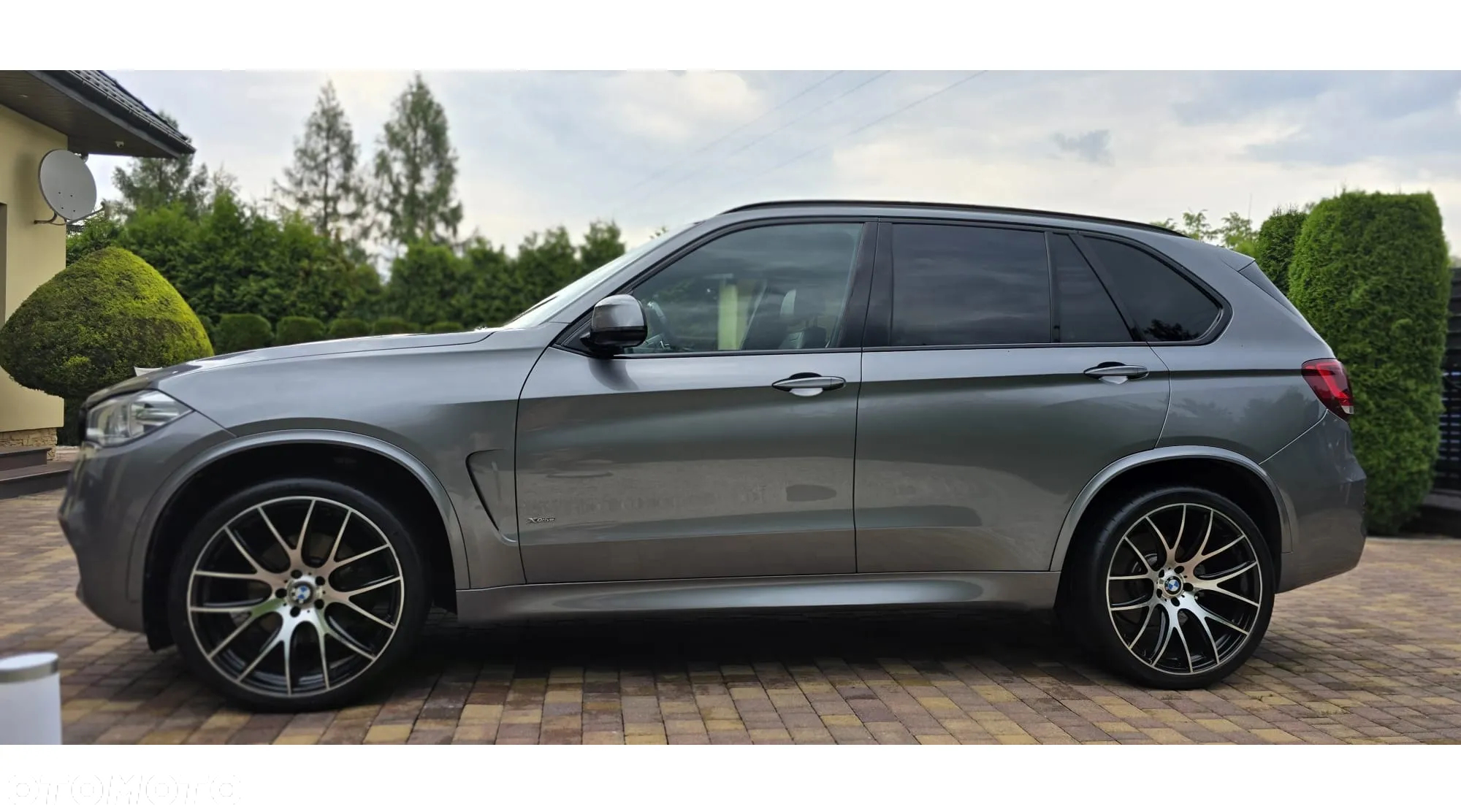 BMW X5 xDrive40d - 11