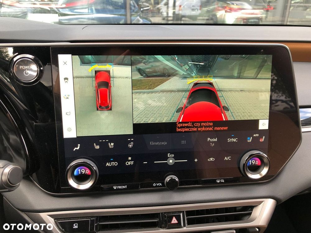 Lexus RX 450h+ Prestige - 24