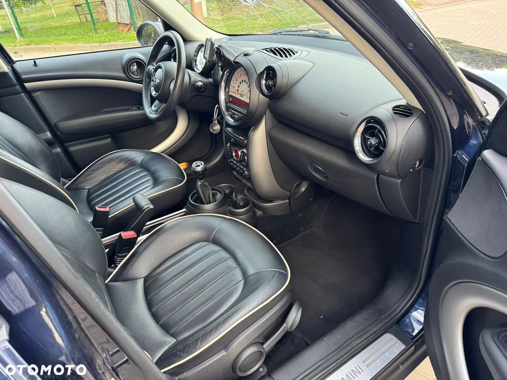 MINI Countryman Cooper D - 15