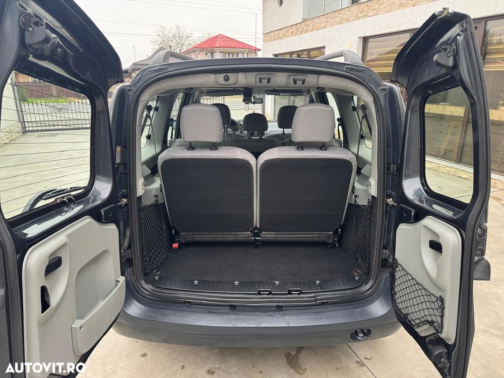 Dacia Logan 1.6 16V Laureate - 10