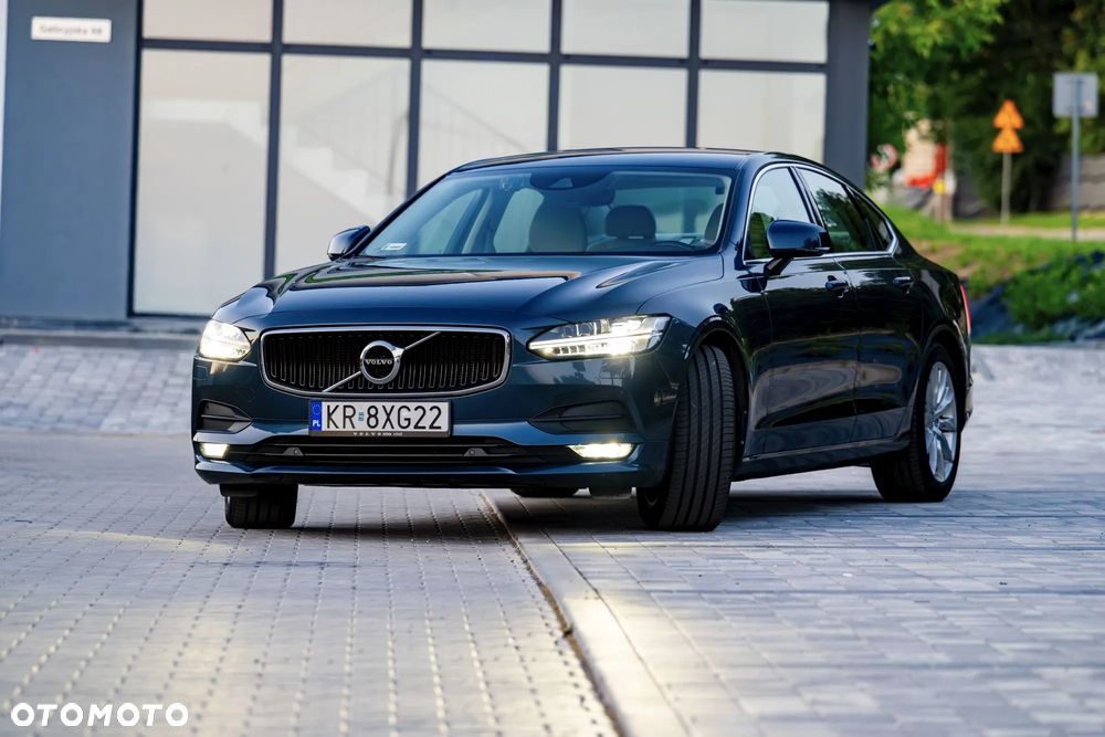 Volvo S90 T4 Momentum Pro - 1