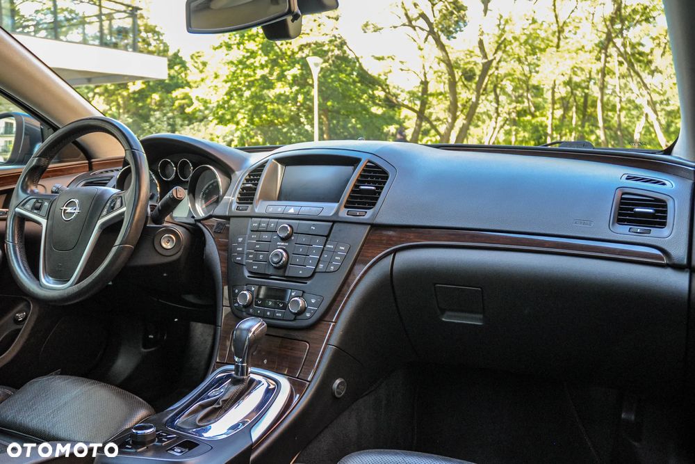 Opel Insignia - 10