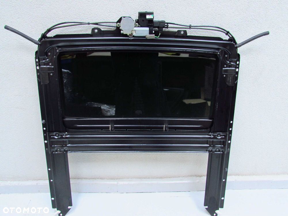 VOLVO V70 XC70 SZYBERDACH SILNICZEK 39850619 30716817 99-07 - 5