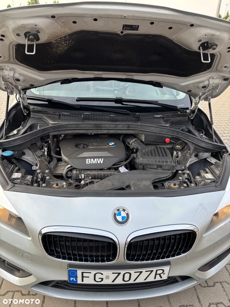 BMW Seria 2 218i - 22