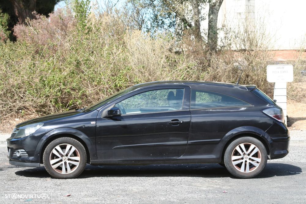 Opel Astra GTC 1.3 CDTi - 2