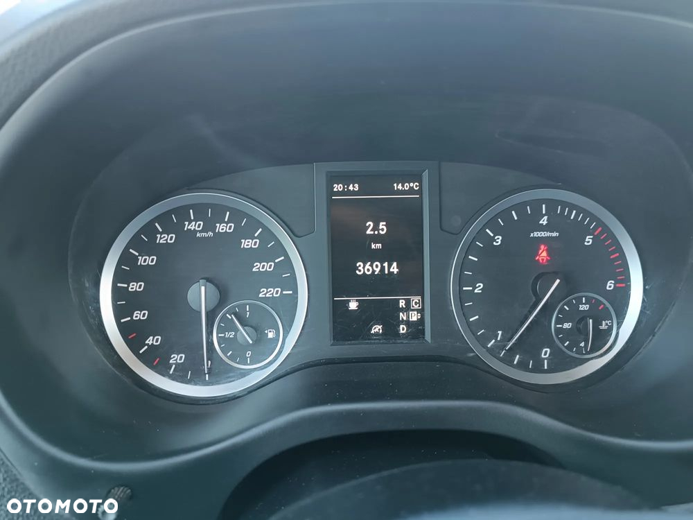 Mercedes-Benz Vito - 8