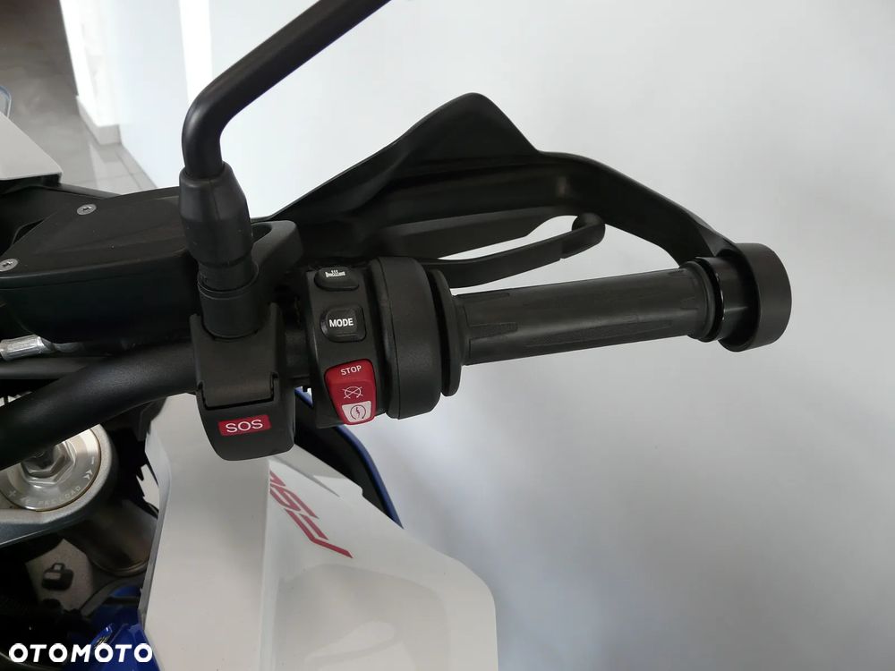 BMW XR - 14