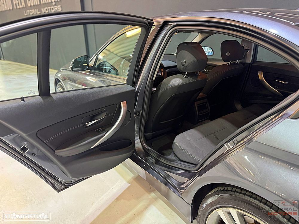BMW 320 d Auto Line Sport - 16