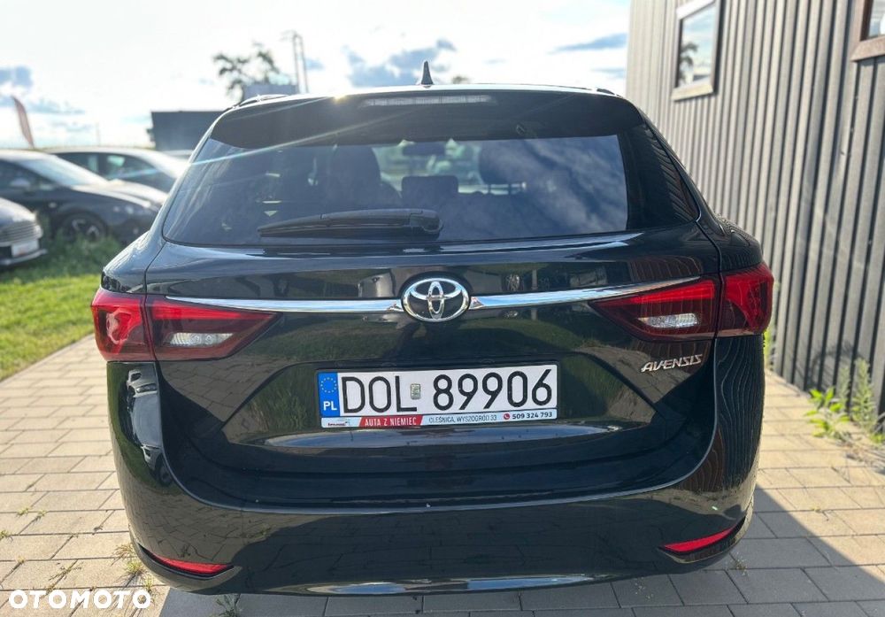 Toyota Avensis - 7