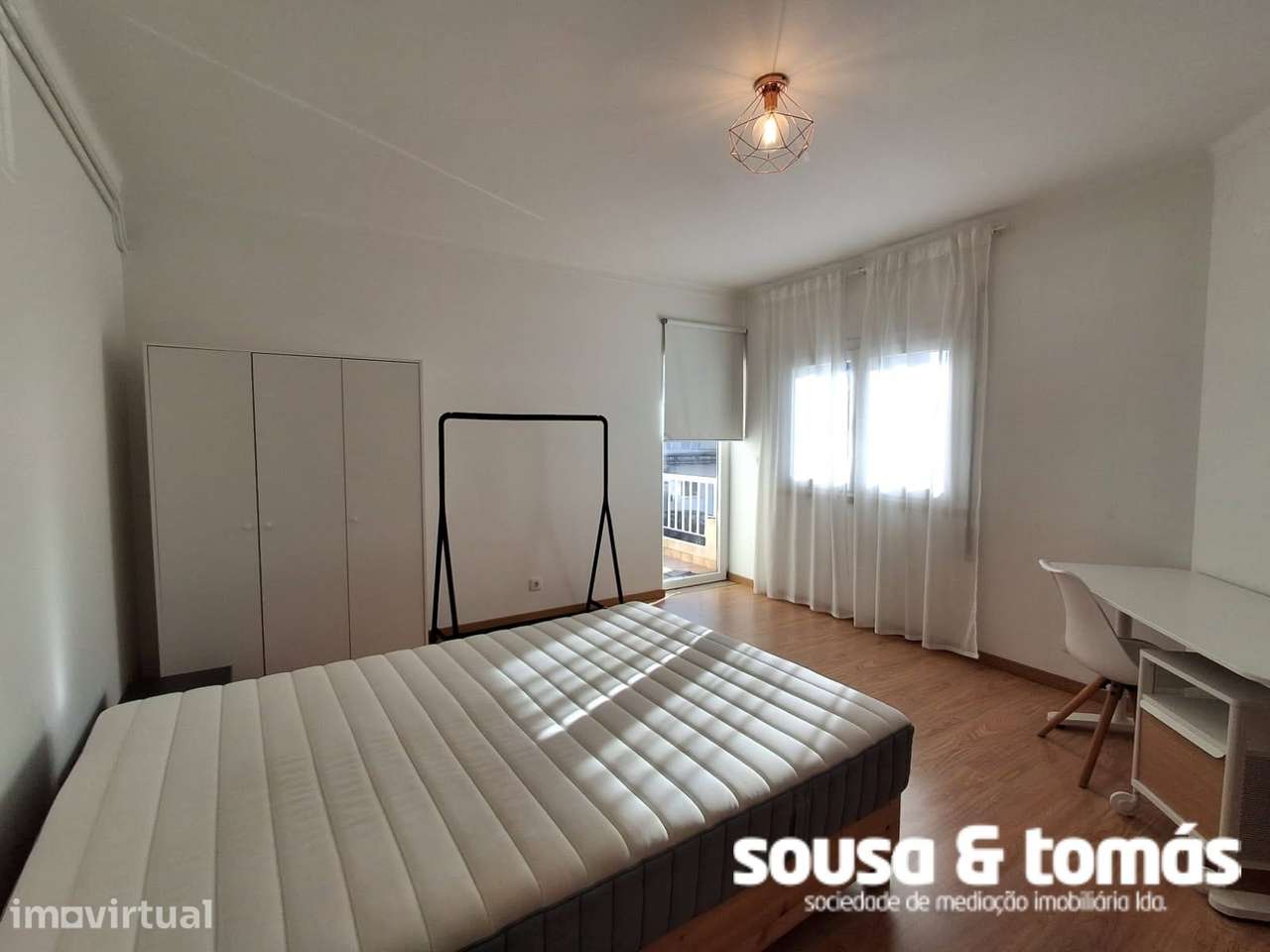 Quarto nº 3, Leiria, Leiria / Arrendamento / 260 / Ref. ST3917 - Sousa - Grande imagem: 2/4
