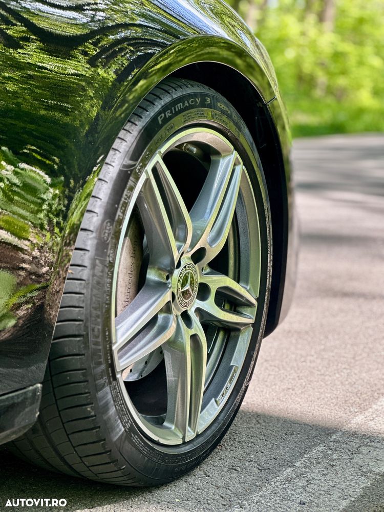 Mercedes-Benz E 220 d 4MATIC 9G-TRONIC AMG Line - 18