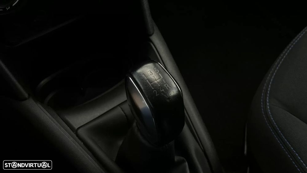 Peugeot 208 1.2 PureTech Signature - 24