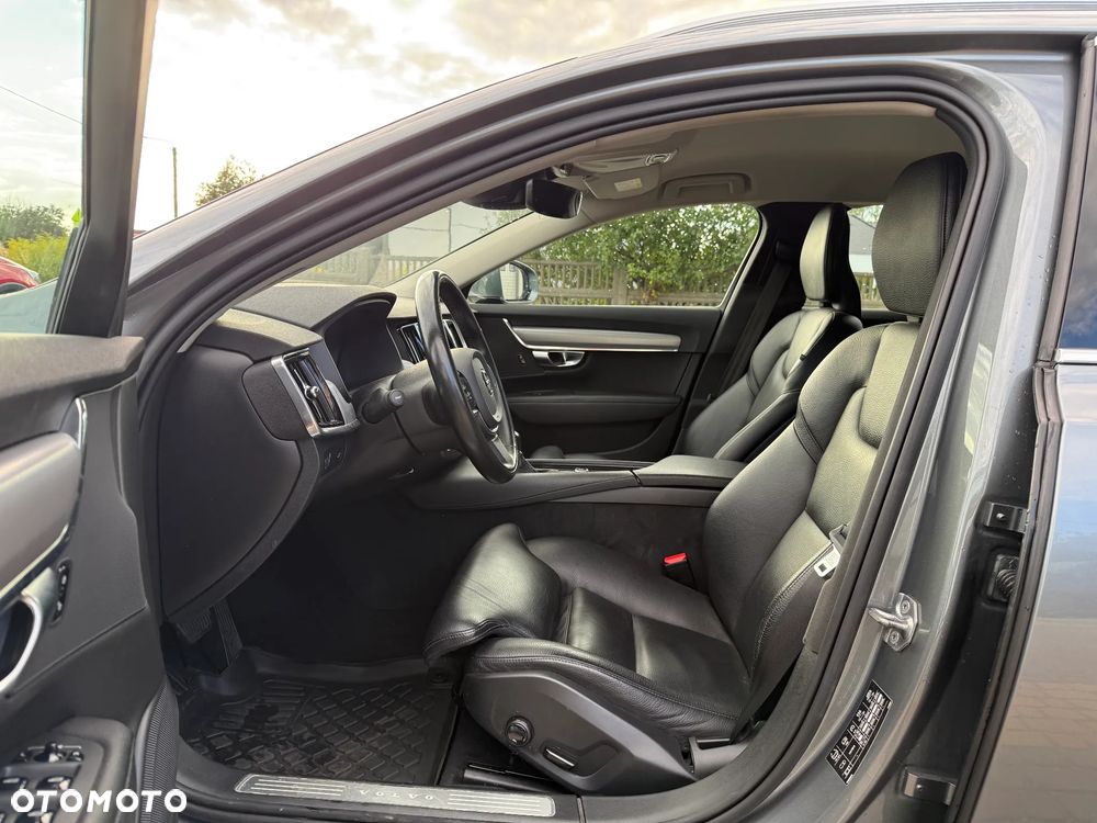 Volvo V90 - 8