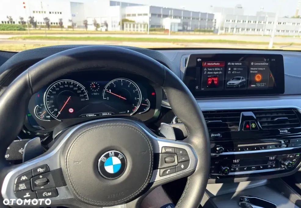 BMW 6GT 630i M Sport - 8