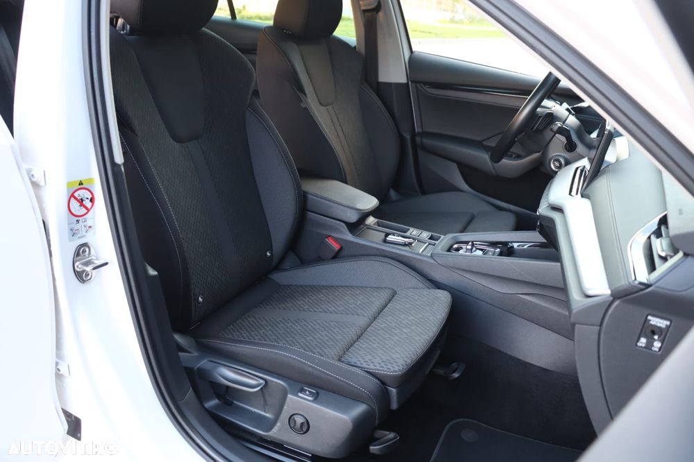 Skoda Octavia 2.0 TDI Clever - 12