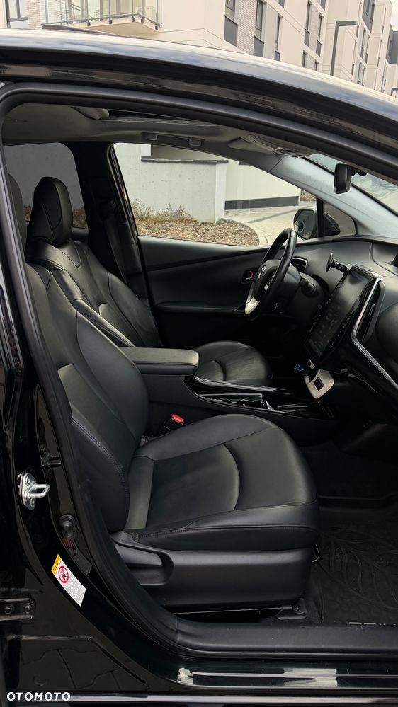 Toyota Prius 1.8 Hybrid Prestige - 17