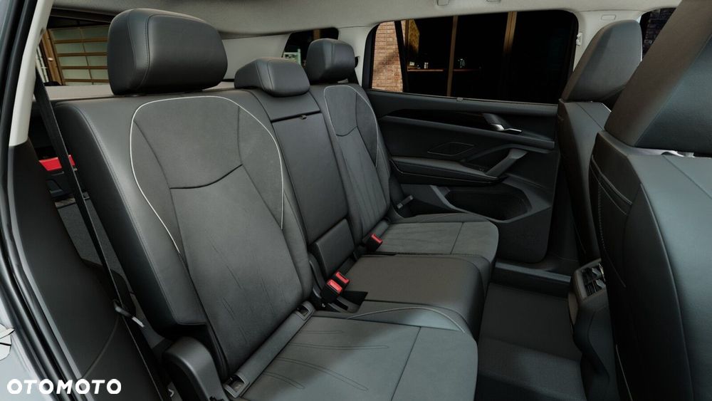 Volkswagen Tayron 2.0 TDI SCR 4Mot Elegance DSG - 12