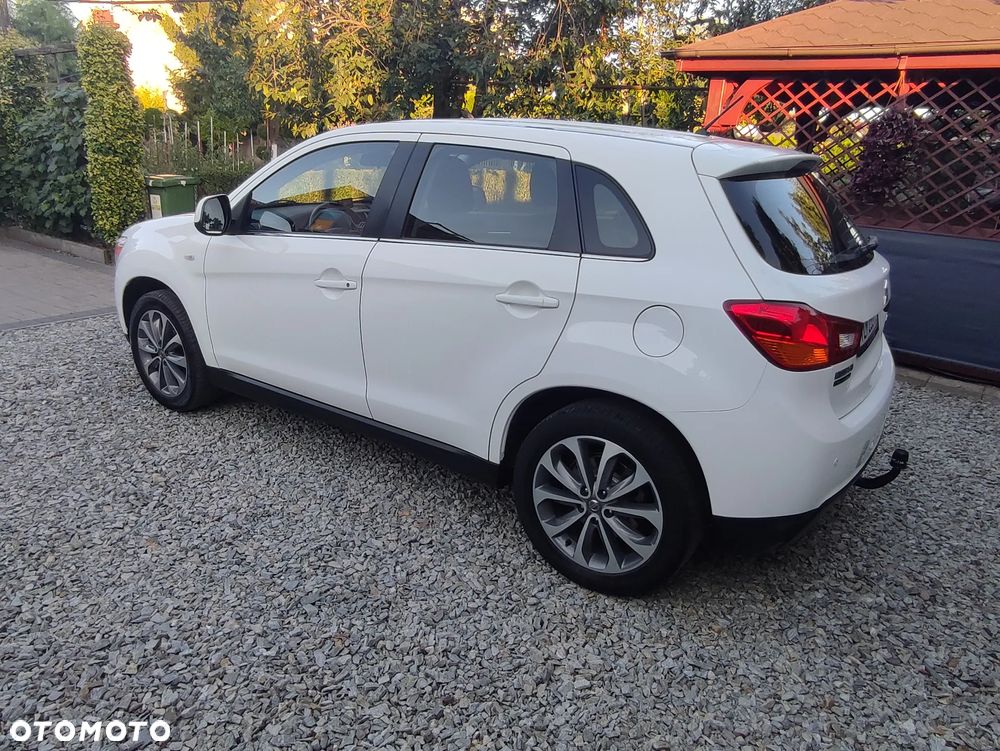 Mitsubishi ASX - 9