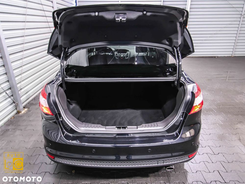 Ford Focus 1.6 EcoBoost Titanium - 13