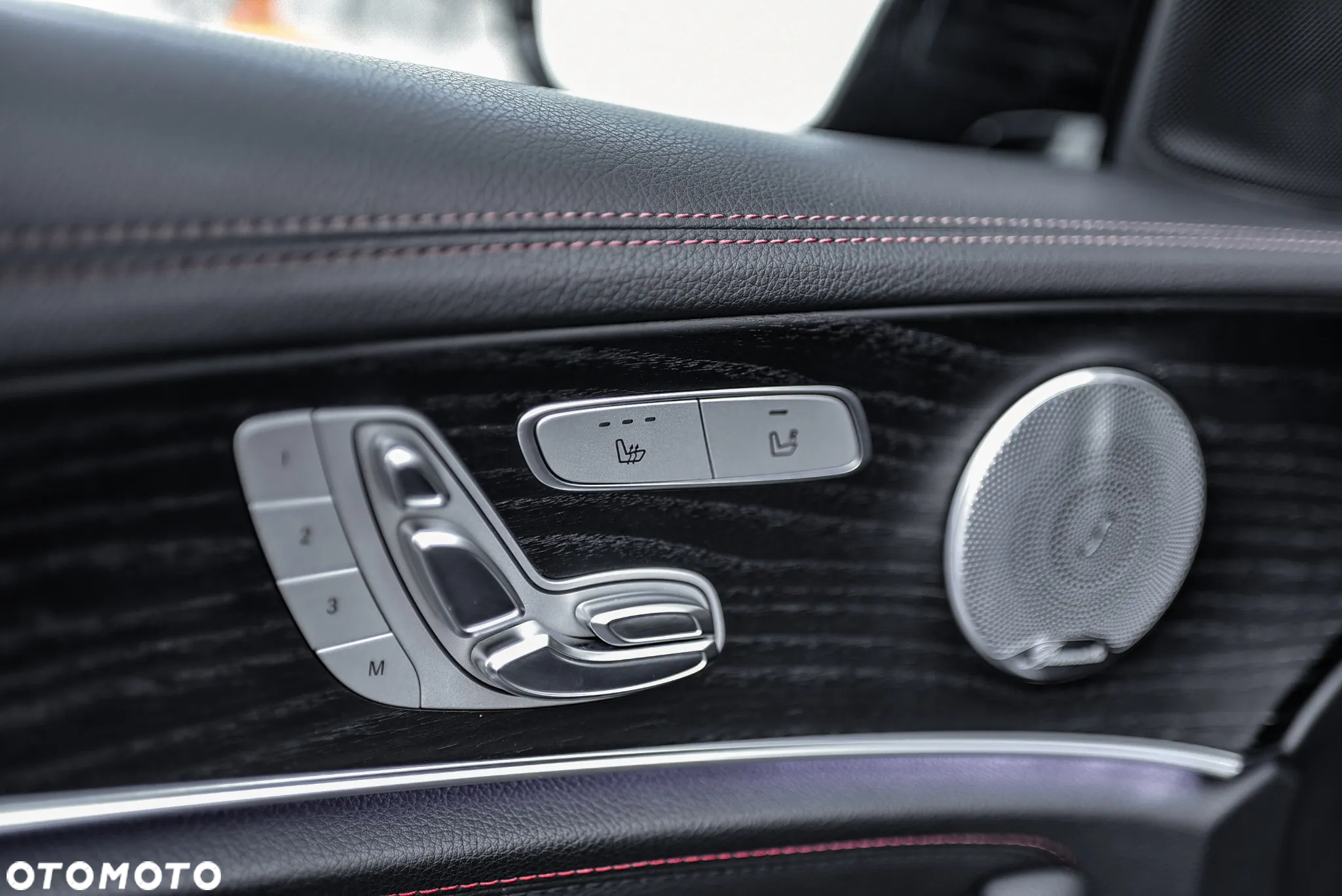 Mercedes-Benz Klasa E AMG 53 Coupe 4-Matic+ 9G-TRONIC - 23