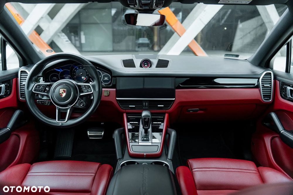 Porsche Cayenne S - 10