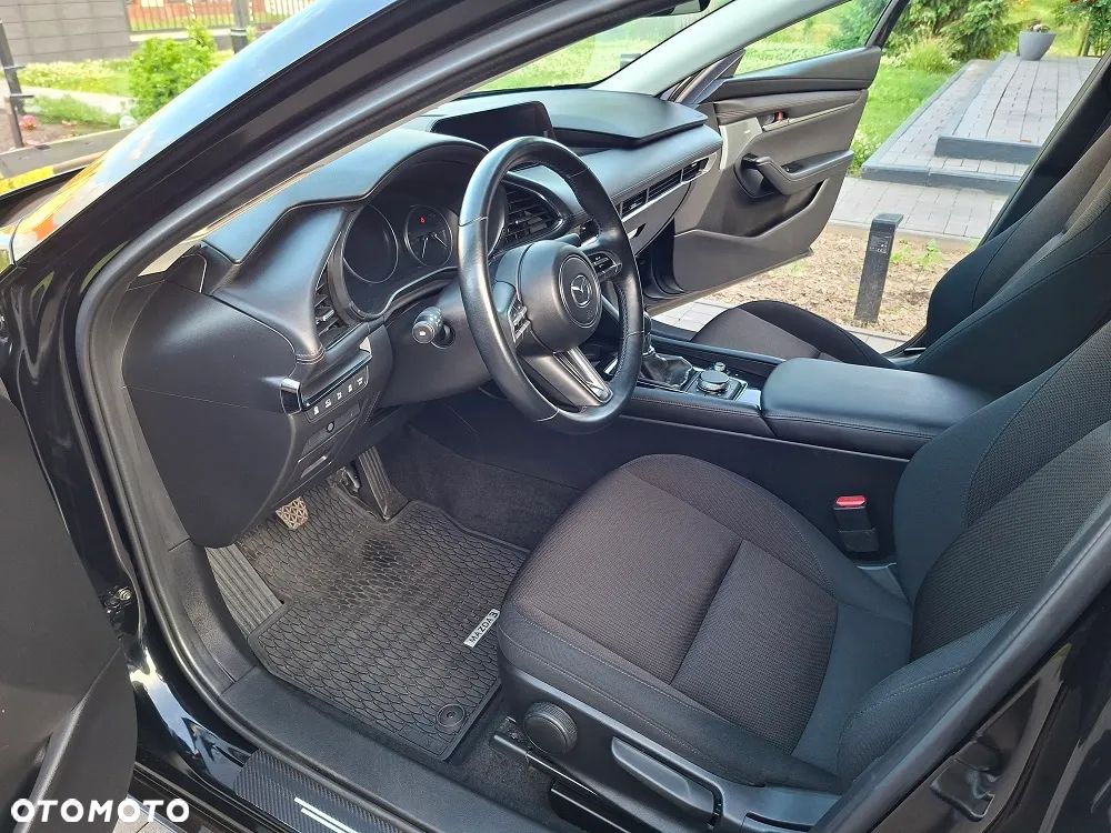 Mazda 3 2.0 mHEV Hikari - 16
