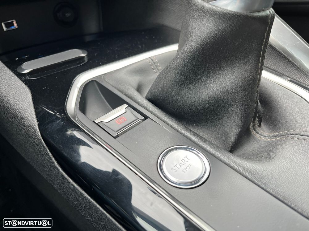 Peugeot 3008 1.6 BlueHDi Allure - 32