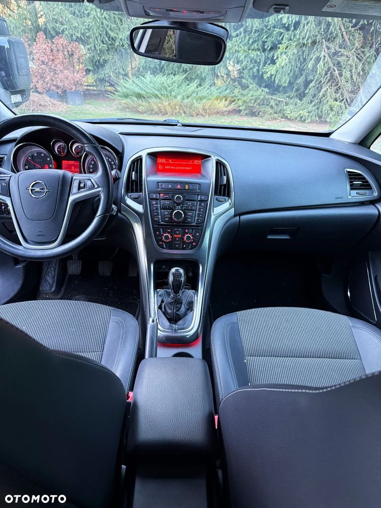 Opel Astra 1.7 CDTI DPF - 8