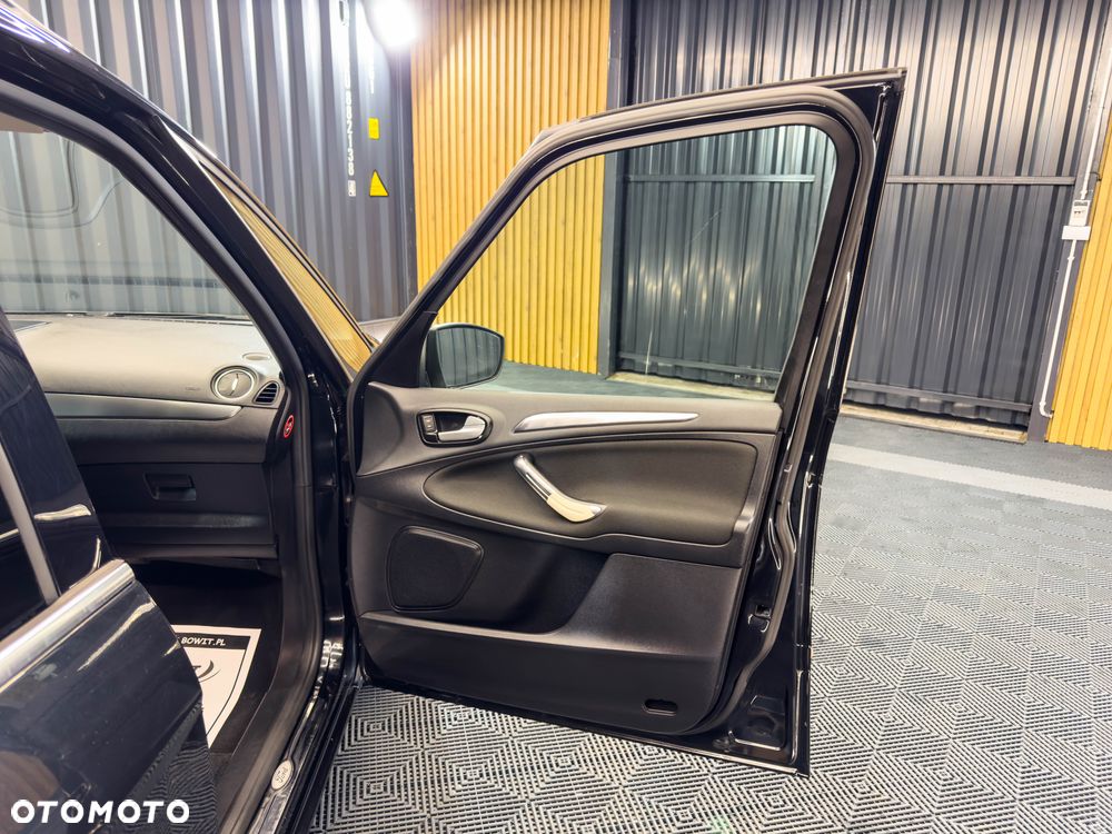 Ford Galaxy 2.0 TDCi DPF Titanium - 14